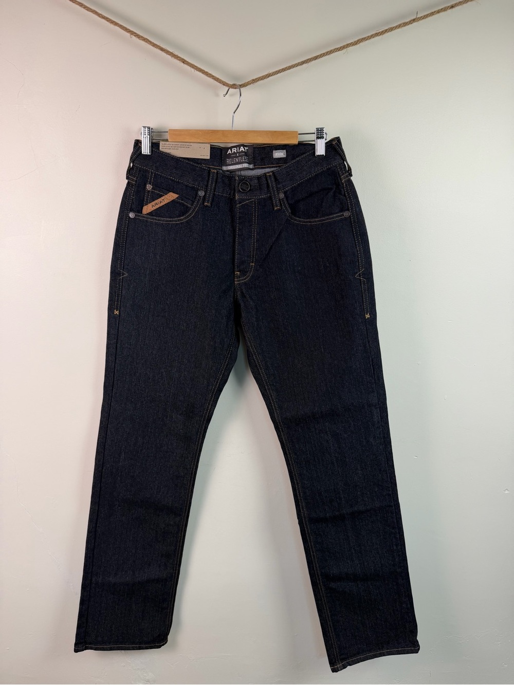 Ariat Men’s Black Straight-Leg Denim 31x36